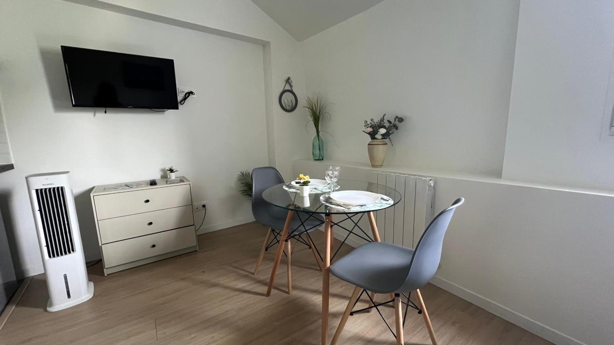 Studios Cozy 2A4 Pers Avec Jardin I Proche Futuroscope Шательро Екстер'єр фото